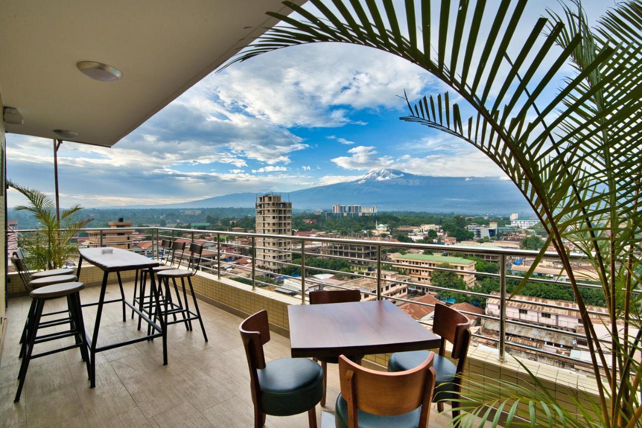 Kibo Palace Hotel Моши Экстерьер фото