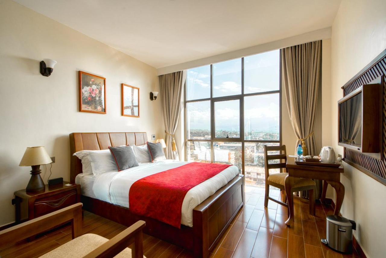 Kibo Palace Hotel Моши Экстерьер фото